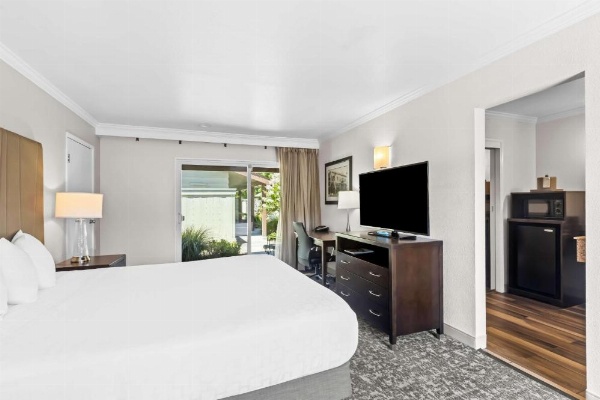 Best Western Garden Inn image 44